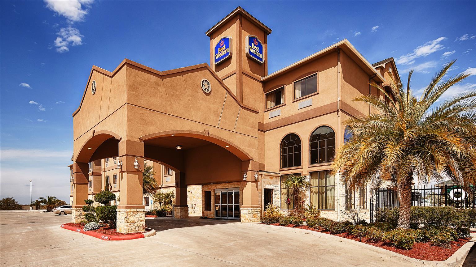 Baymont By Wyndham Cuero Hotel Exterior foto